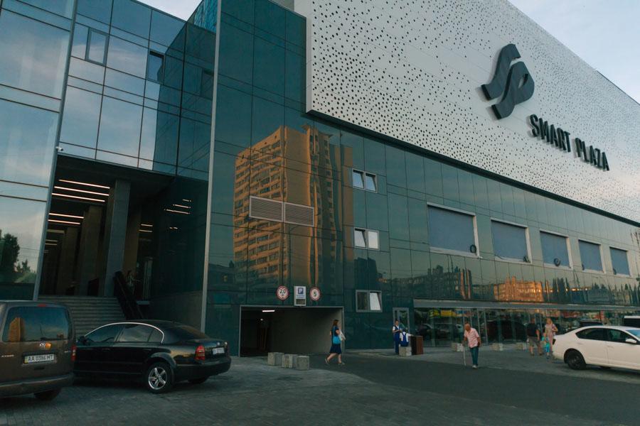 Apartmant In Smart Plaza キエフ エクステリア 写真